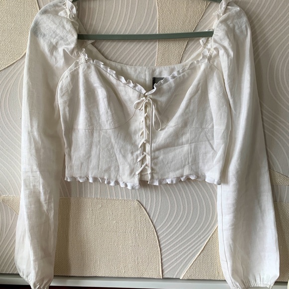 Reformation Tops - Never worn beautiful linen Reformation top!